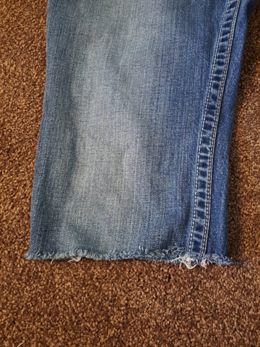 Big Star Casey K Low Rise Fit Cut off Denim Jean Shorts W/Embroidered Flap Pocke - Picture 5 of 11